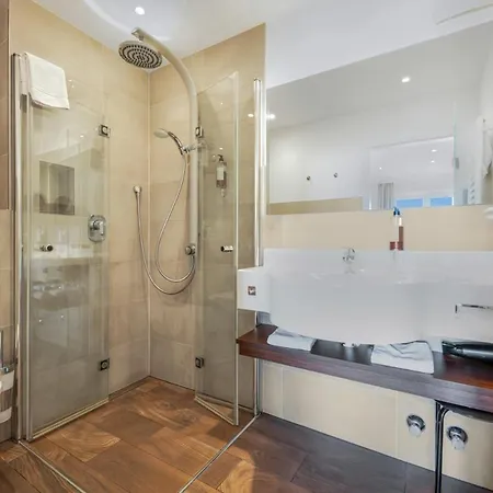 Chiemseestern Vacation & Recreation Adults Only Hotel Gstadt am Chiemsee