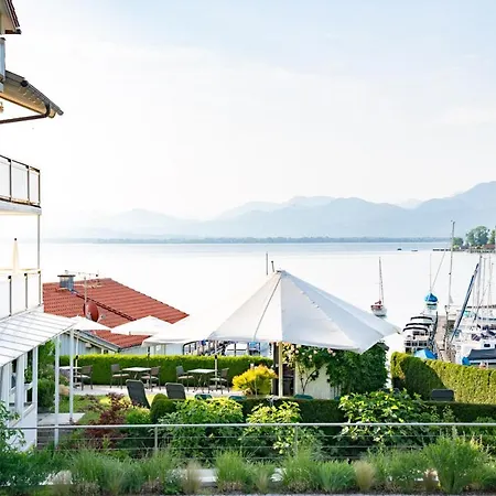 호텔 Chiemseestern Vacation & Recreation Adults Only
